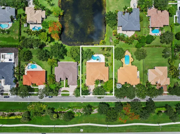 $2,200,000 | 13185 Southwest 44th Street, Davie, FL 33330