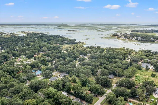 $689,000 | 1333 Teal Avenue, Charleston, SC 29412