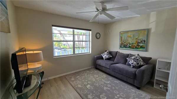 $1,600 | 2929 Southeast Ocean Boulevard, Unit 1038, Stuart, FL 34996