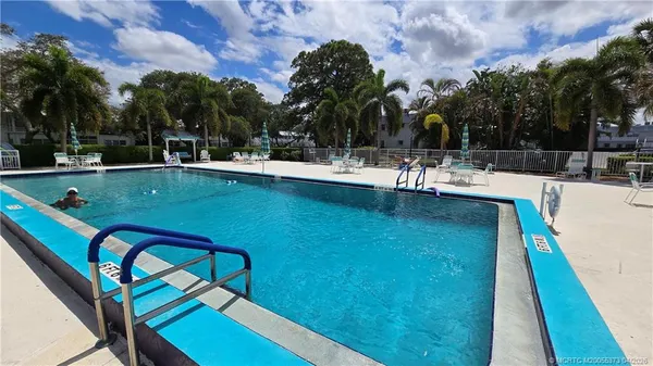 $1,600 | 2929 Southeast Ocean Boulevard, Unit 1038, Stuart, FL 34996