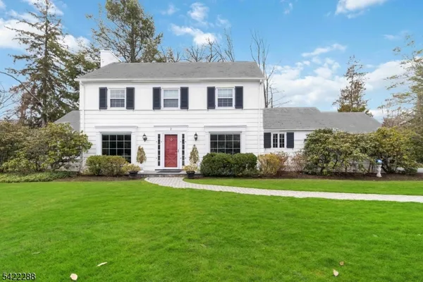 $1,100,000 | 2 Beechwood Drive, Morristown, NJ 07960