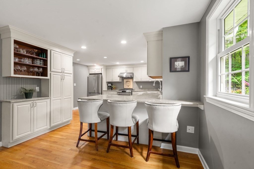 26 Peckham Hill Road Sherborn, MA 01770 - Photo 8 of 33