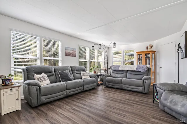 $249,000 | 192 Mosshill Court, Santa Rosa, CA 95409