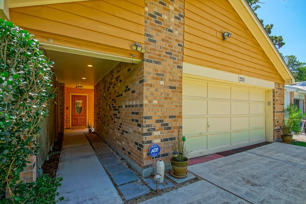 220 Forest Loop Mandeville, LA 70471 - Photo 4 of 46 Gallery Image 4