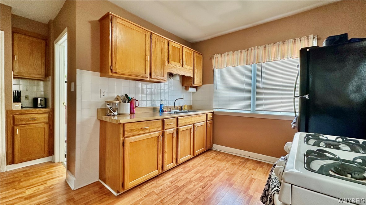 2 Kettering Drive Tonawanda Town, NY 14223 - Photo 3 of 27