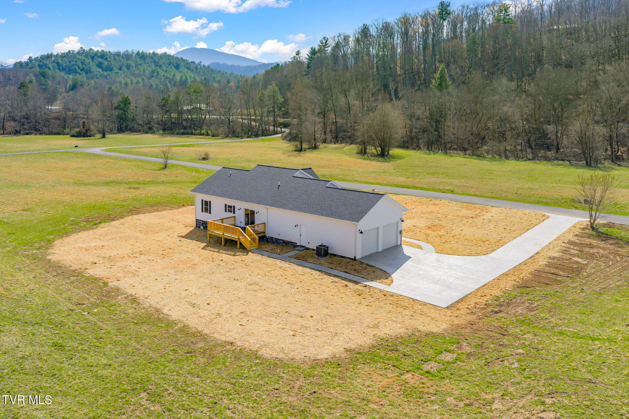 680 Kaylee Lane Del Rio, TN 37727 - Photo 34 of 41 59-web-or-mls-680 Kaylee Loop Road-59