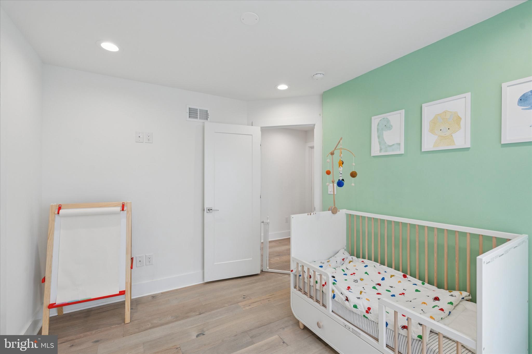 1325 North 17th Street, Unit A Philadelphia, PA 19121 - Photo 16 of 35