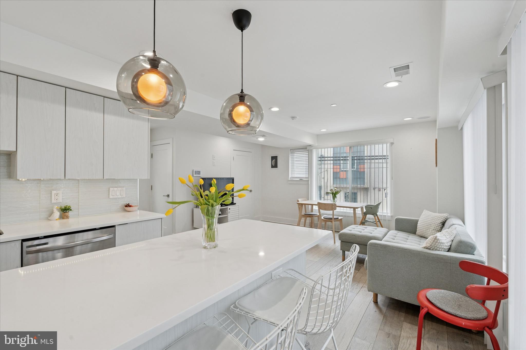 1325 North 17th Street, Unit A Philadelphia, PA 19121 - Photo 2 of 35