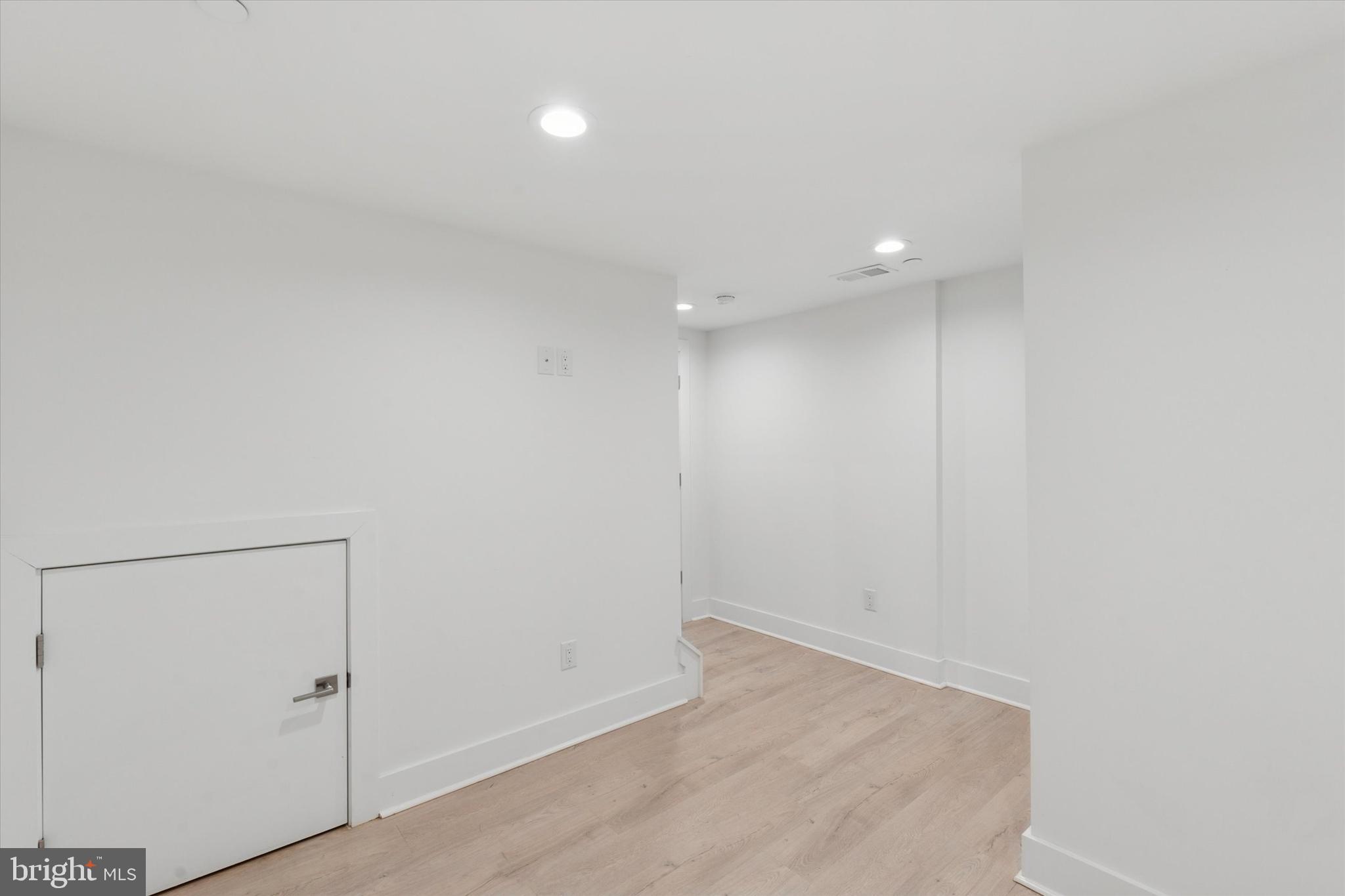 1325 North 17th Street, Unit A Philadelphia, PA 19121 - Photo 25 of 35