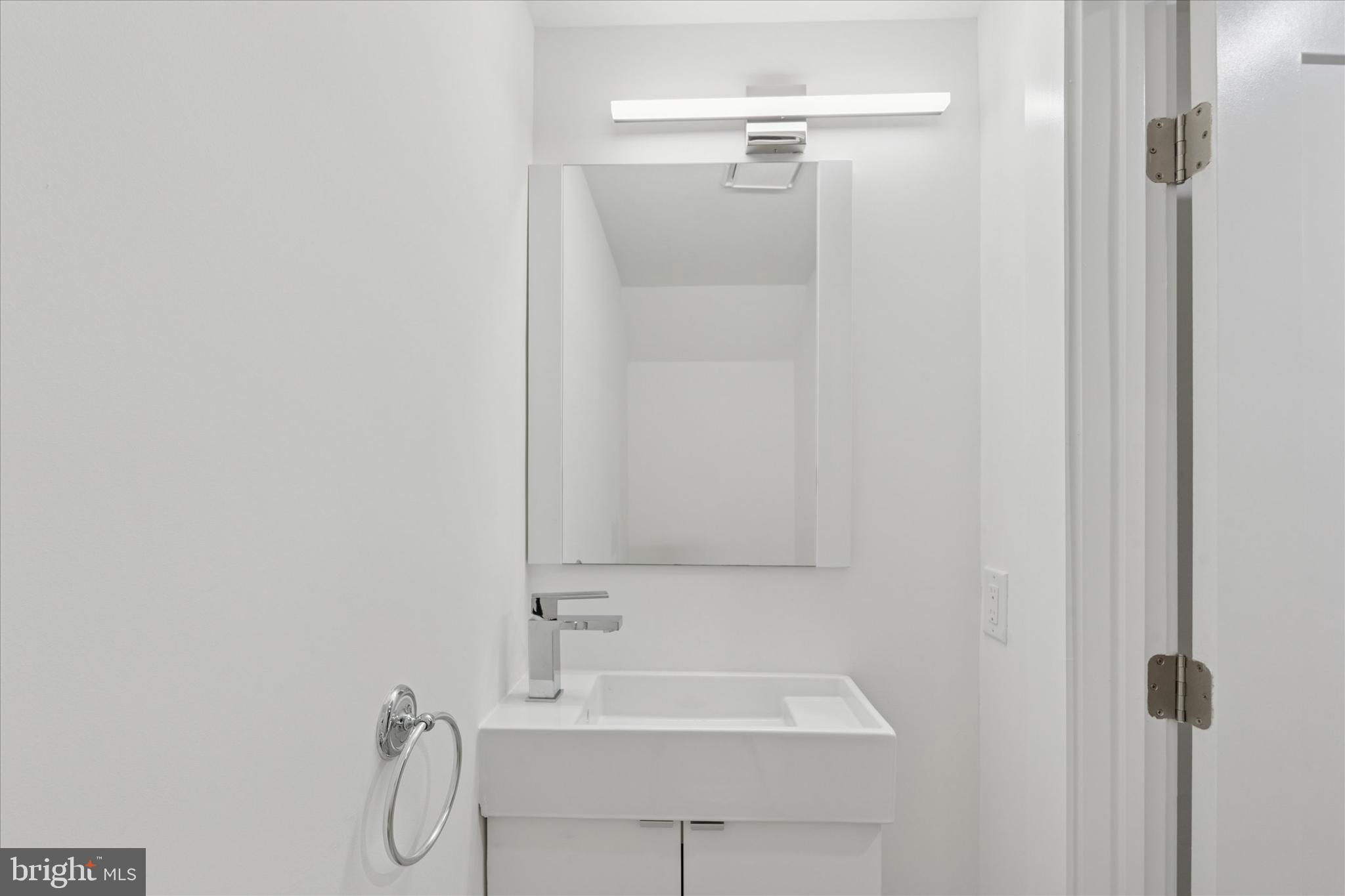 1325 North 17th Street, Unit A Philadelphia, PA 19121 - Photo 31 of 35