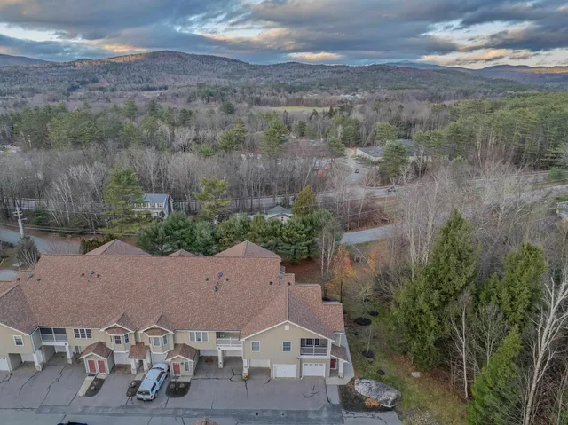 $299,900 | 9 Blueberry Hill Road, Unit 8, Plymouth, NH 03264