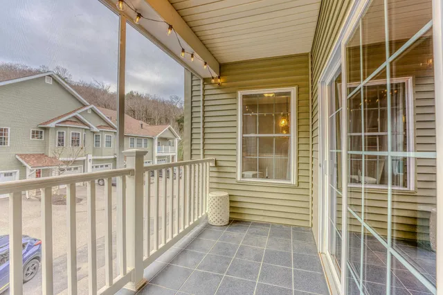 $299,900 | 9 Blueberry Hill Road, Unit 8, Plymouth, NH 03264