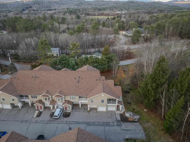 $299,900 | 9 Blueberry Hill Road, Unit 8, Plymouth, NH 03264