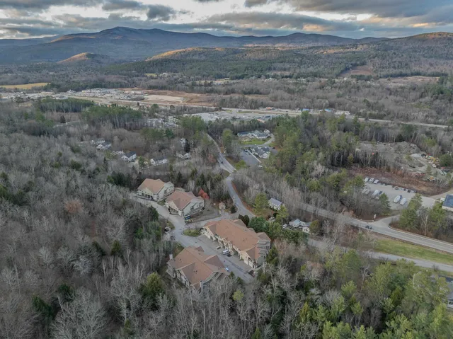 $299,900 | 9 Blueberry Hill Road, Unit 8, Plymouth, NH 03264