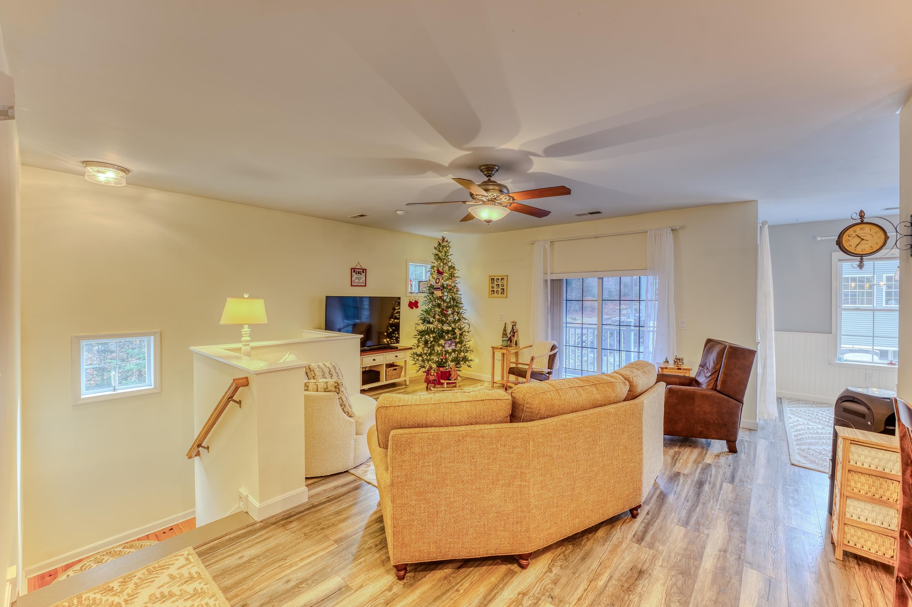 9 Blueberry Hill Road, Unit 8 Plymouth, NH 03264 - Photo 4 of 38