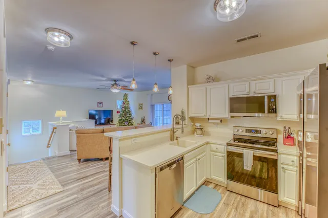 $299,900 | 9 Blueberry Hill Road, Unit 8, Plymouth, NH 03264