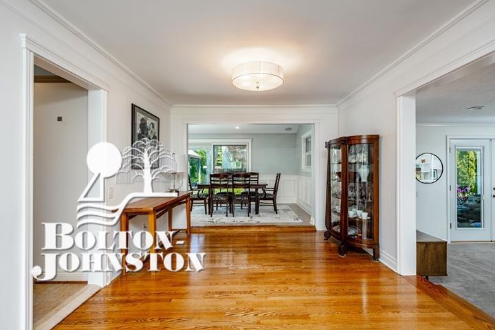 884 North Renaud Road Grosse Pointe Woods, MI 48236 - Photo 10 of 54