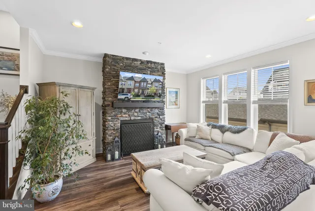 $635,000 | 905 Holden Road, Frederick, MD 21701