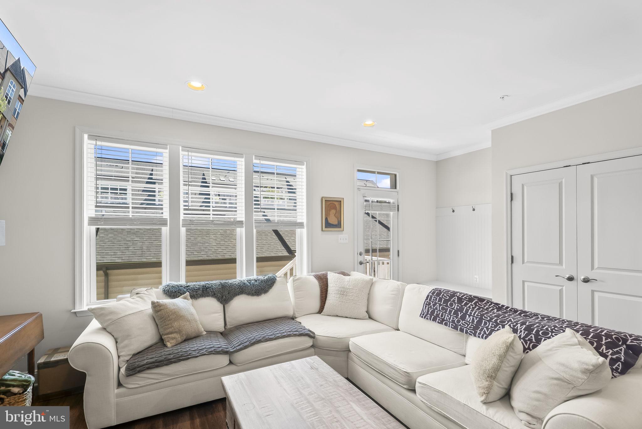 905 Holden Road Frederick, MD 21701 - Photo 10 of 39