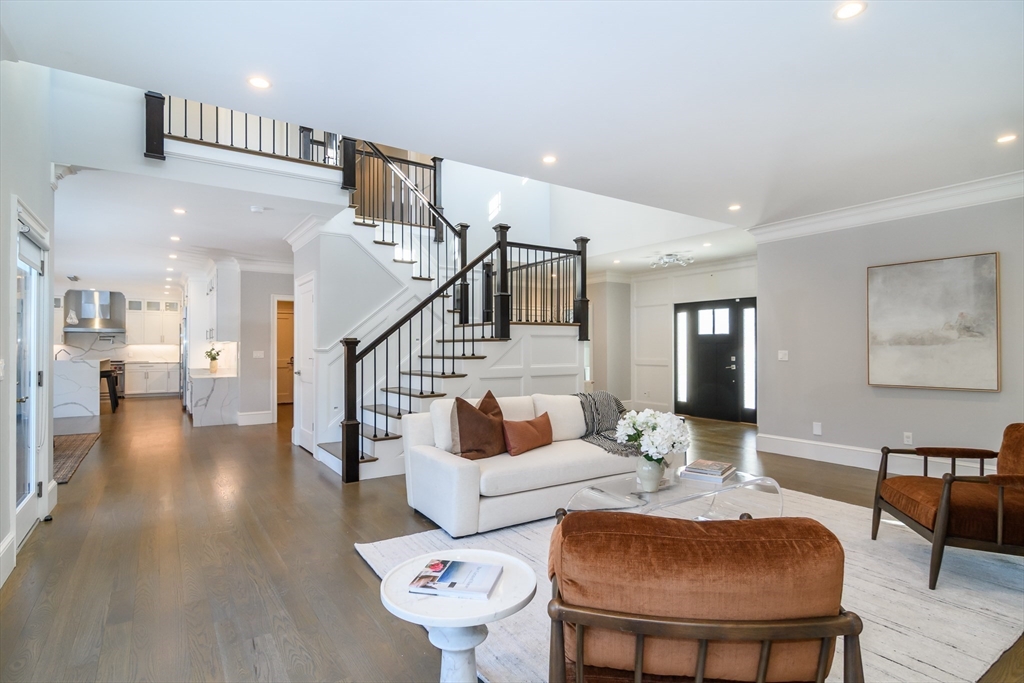 58 Rice Road Wayland, MA 01778 - Photo 3 of 19 Gallery Image 3