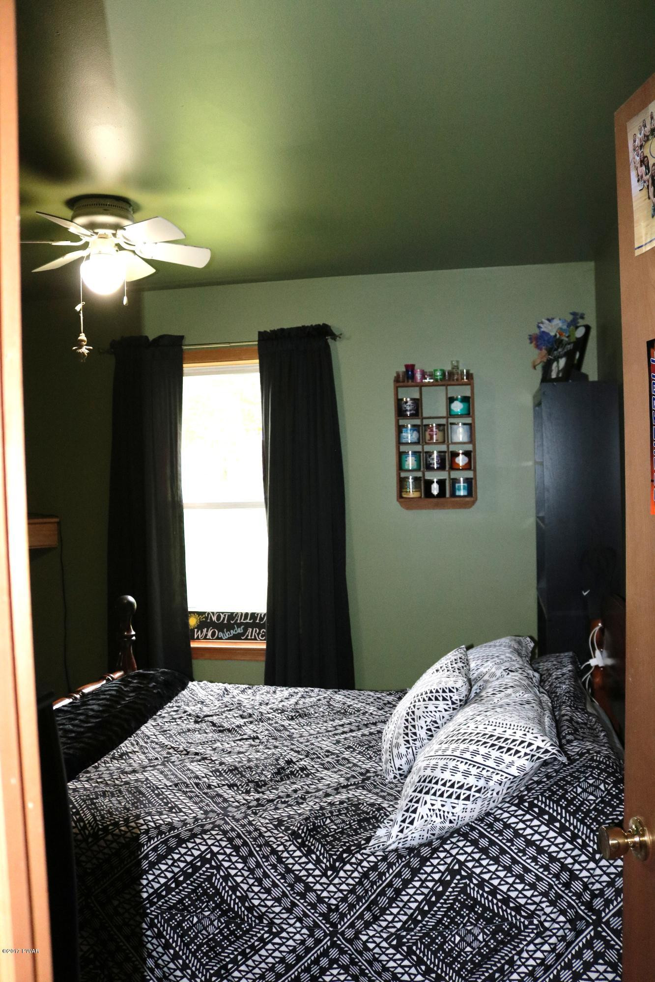 82 Penn-York Road Starlight, PA 18461 - Photo 12 of 17