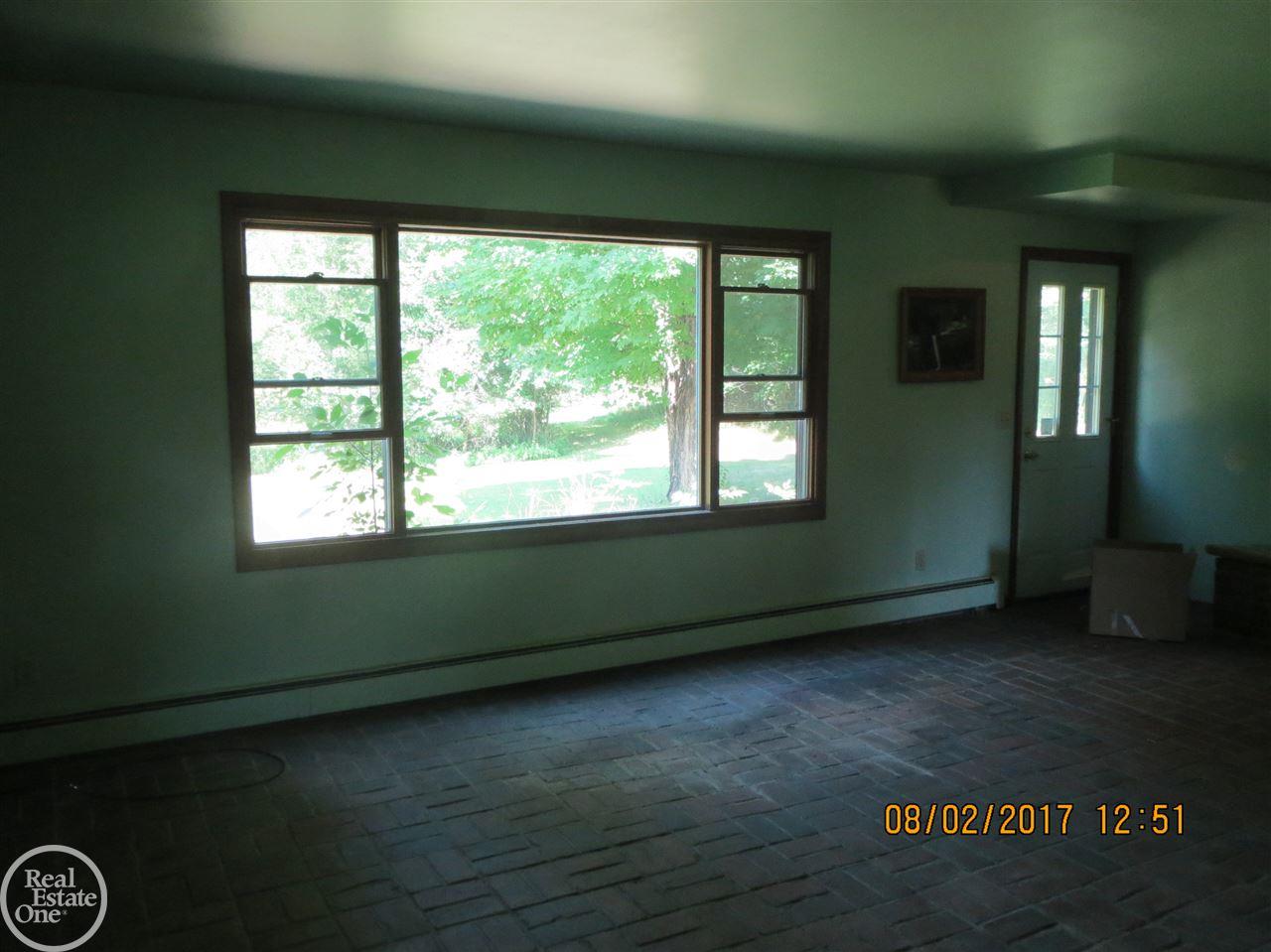9800 Grossman Road Manchester, MI 48158 - Photo 6 of 36