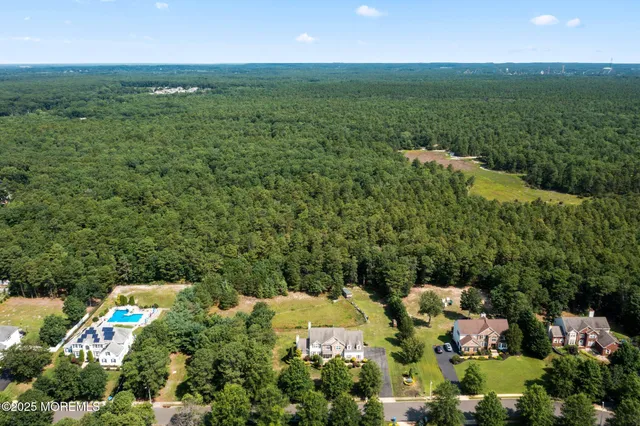 $900,000 | 8 Alyssa Rose Lane, New Egypt, NJ 08533