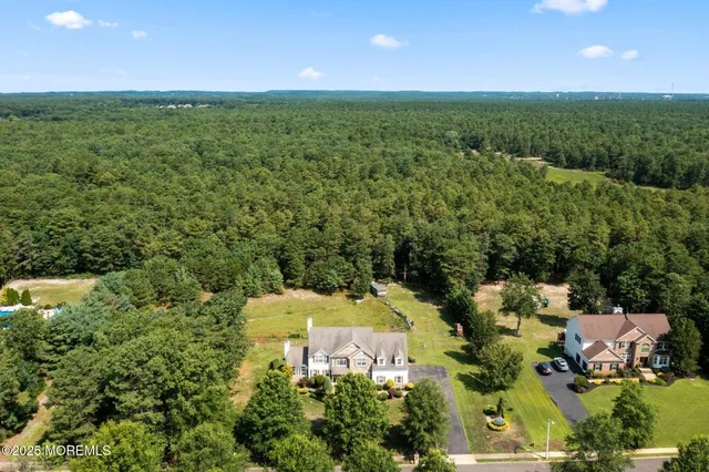 $900,000 | 8 Alyssa Rose Lane, New Egypt, NJ 08533