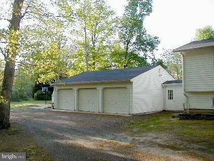 17601 Horsehead Road Brandywine, MD 20613 - Photo 5 of 30 Exterior (General)