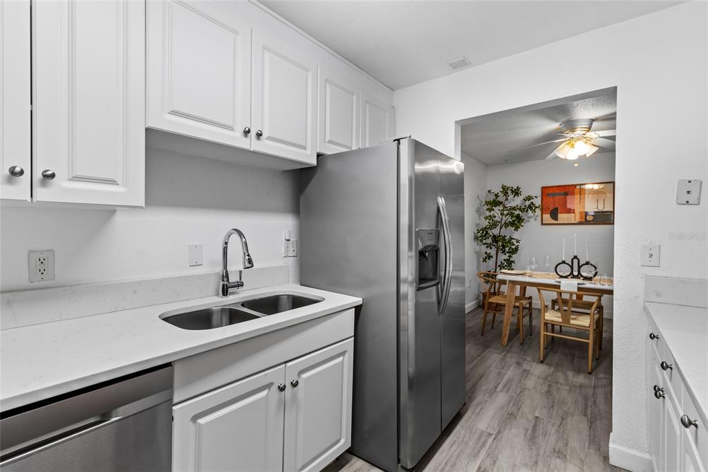 501 Southwest 75th Street, Unit A8 Gainesville, FL 32607 - Photo 8 of 31 Gallery Image 8