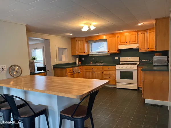 $255,000 | 3836 Highway 8, Johnsburg, NY 12886