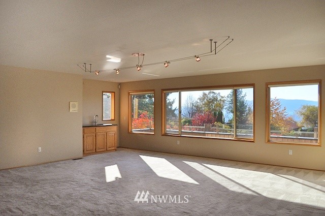 517 Bayside Road Bellingham, WA 98225 - Photo 14 of 25