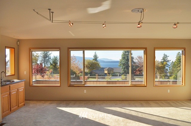 517 Bayside Road Bellingham, WA 98225 - Photo 16 of 25