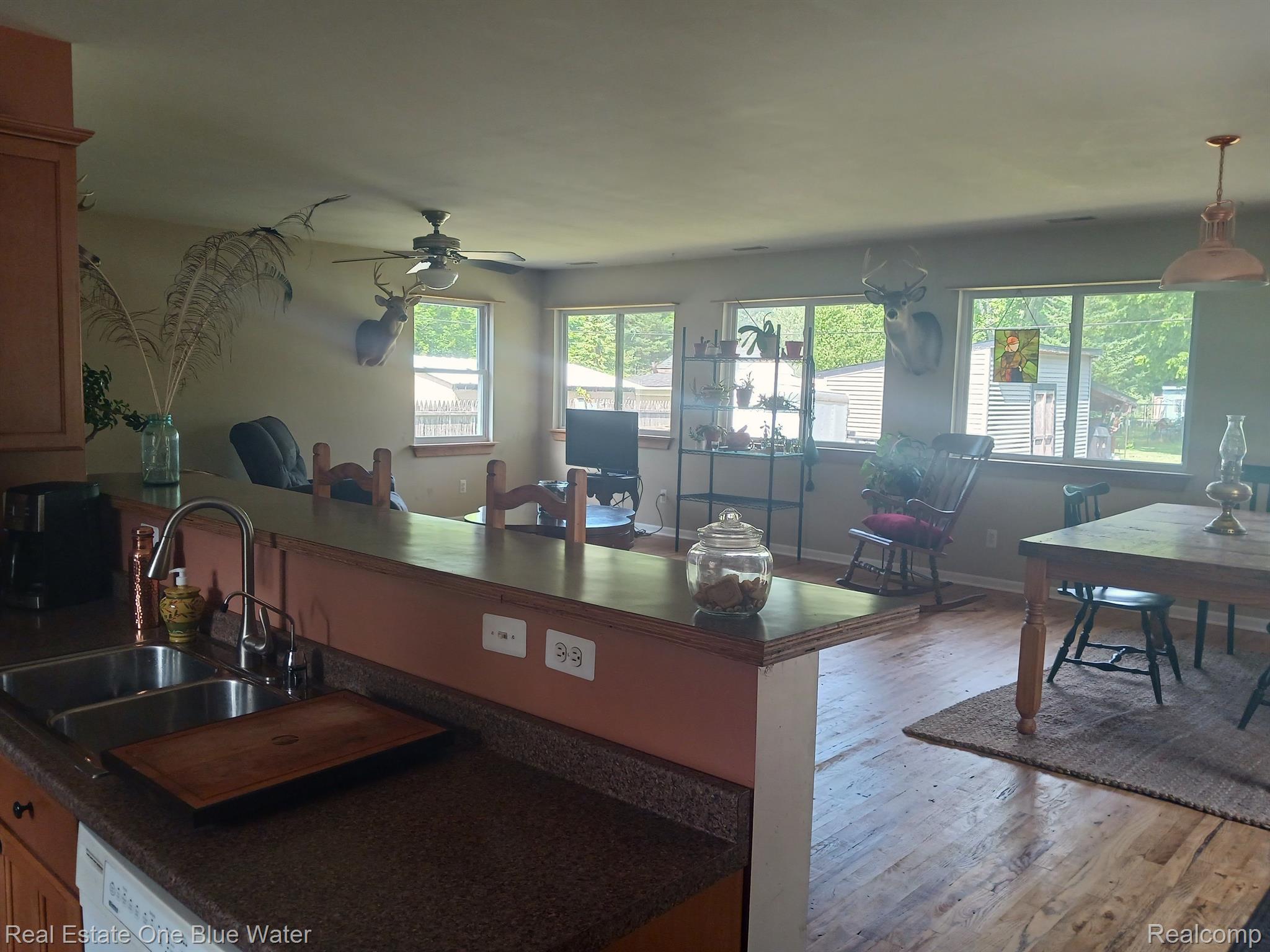 4084 Parker Road Fort Gratiot, MI 48059 - Photo 6 of 19 Gallery Image 6