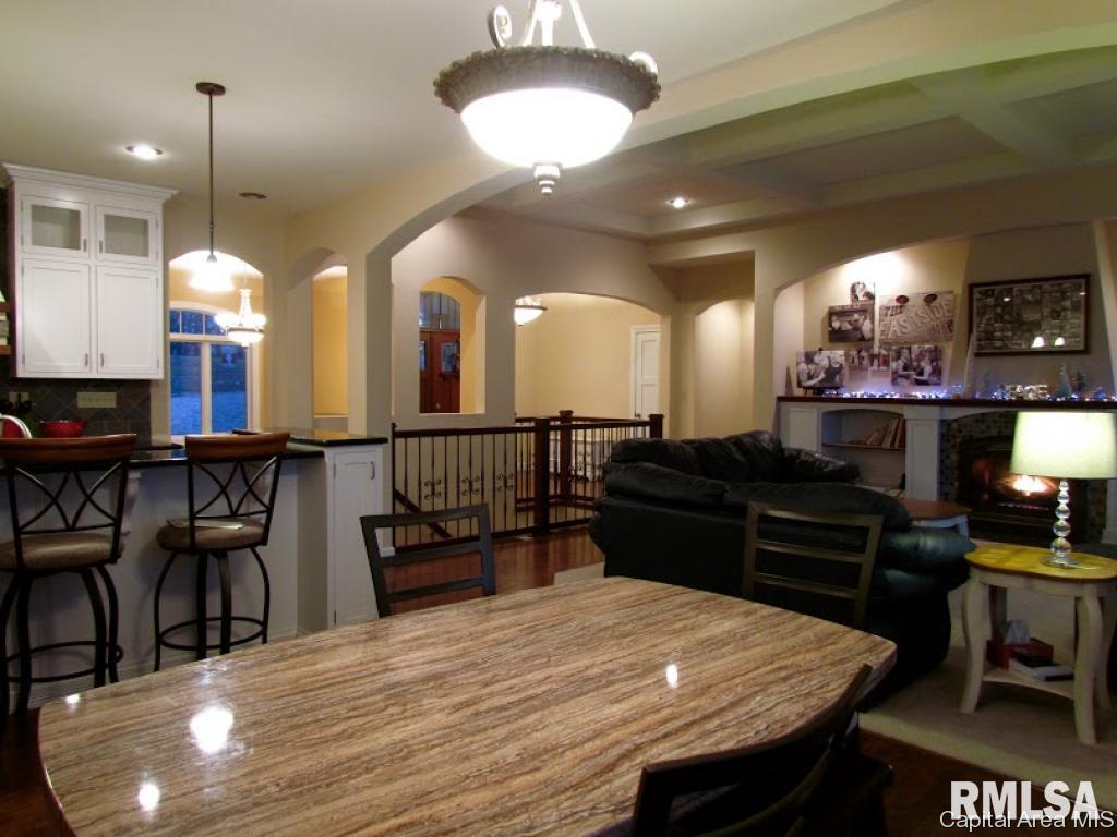 492 Pheasant View Avon, IL 61415 - Photo 14 of 36