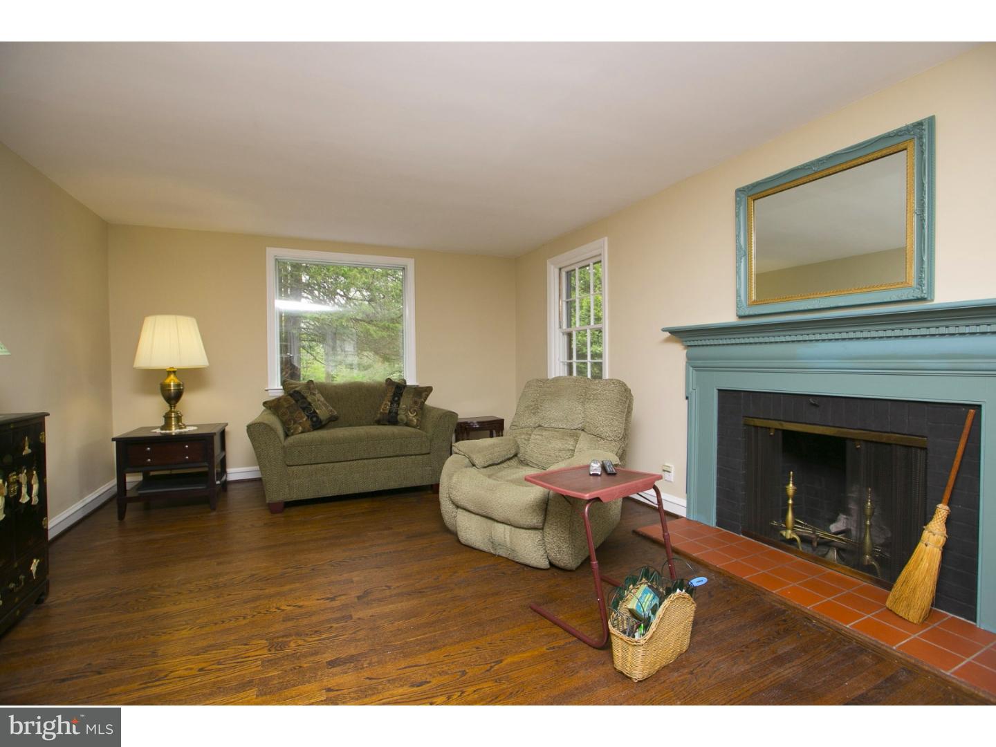 623 Twickenham Road Glenside, PA 19038 - Photo 7 of 23 Gallery Image 7
