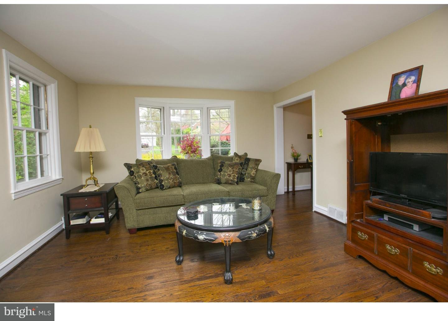 623 Twickenham Road Glenside, PA 19038 - Photo 8 of 23 Gallery Image 8