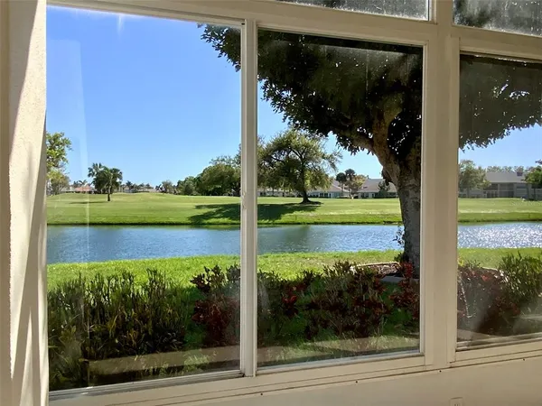 $350,000 | 4310 Murfield Drive East, Bradenton, FL 34203