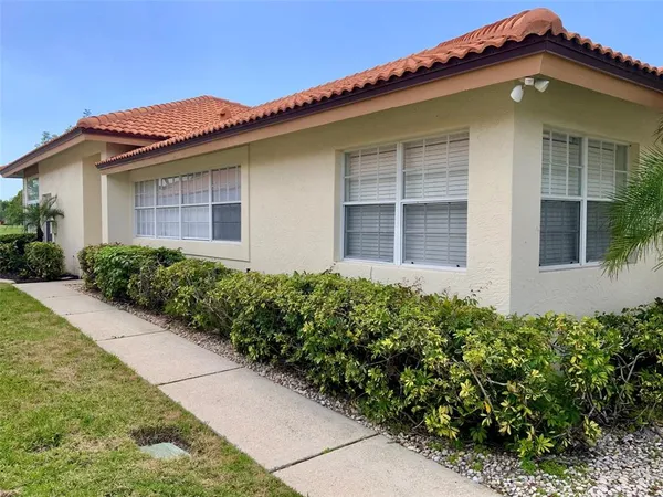 $350,000 | 4310 Murfield Drive East, Bradenton, FL 34203