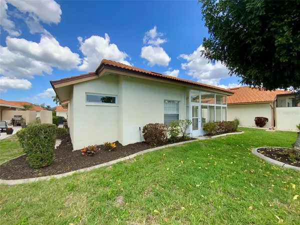 $350,000 | 4310 Murfield Drive East, Bradenton, FL 34203