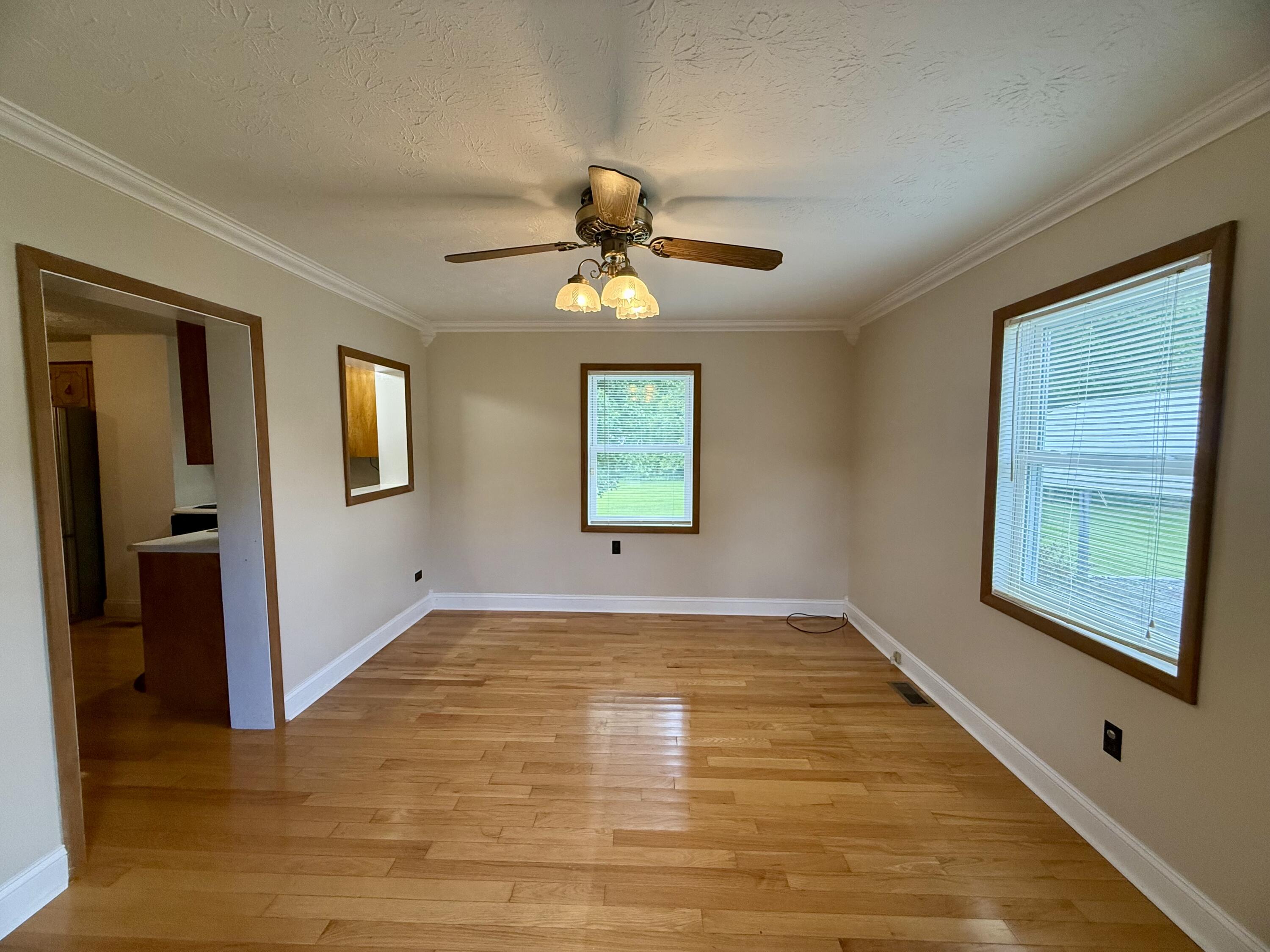276 Evergreen Road Flat Lick, KY 40935 - Photo 8 of 41 IMG_2943