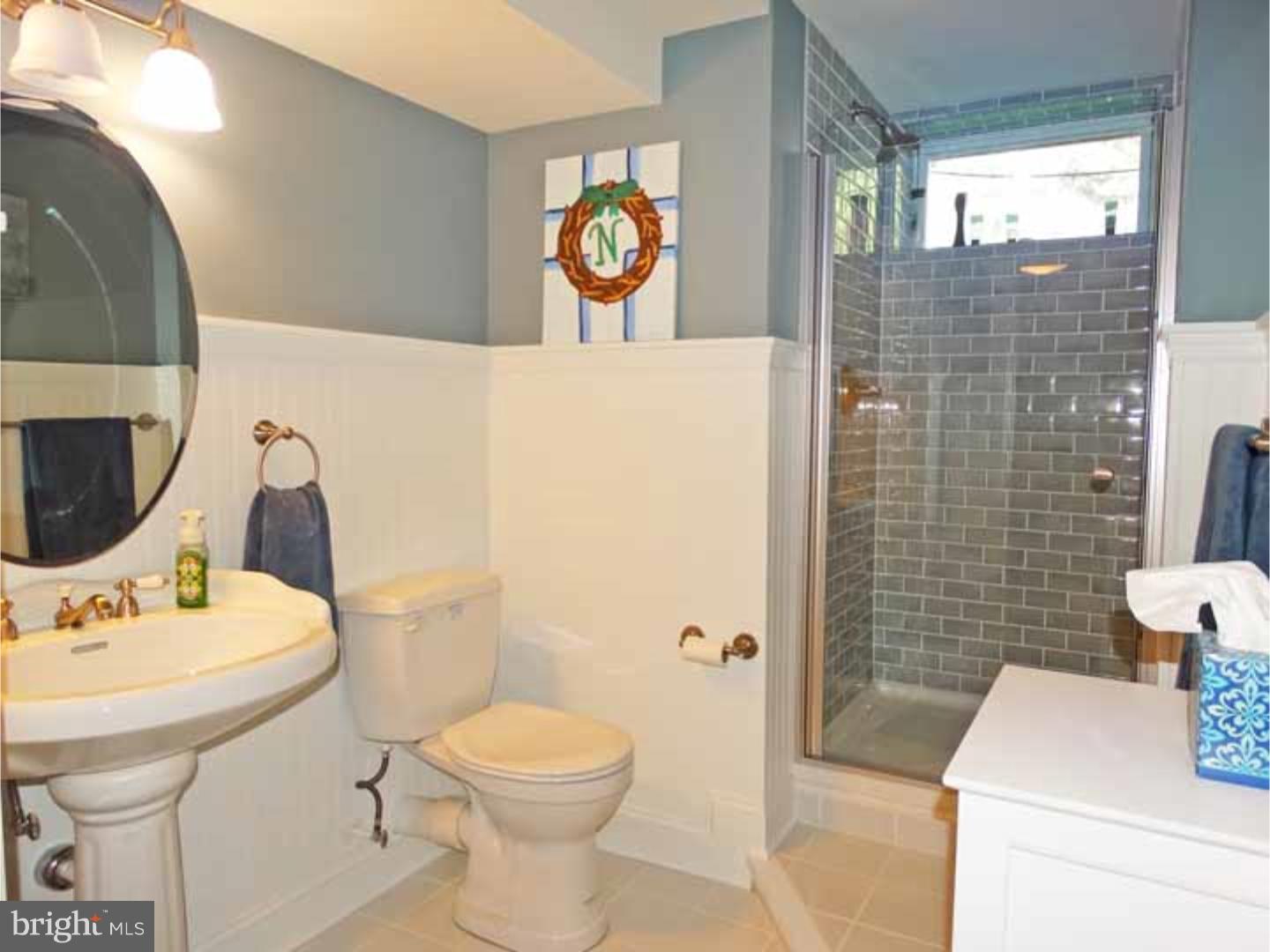 990 Springhouse Road Jenkintown, PA 19046 - Photo 22 of 25 Bathroom