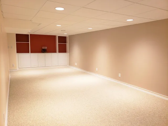 $3,800 | W280N1690 Golf View Drive, Delafield, WI 53072