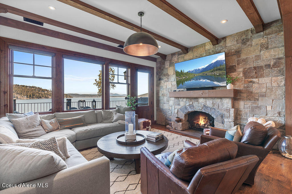 4757 South Arrow Point Drive, Unit 307 Harrison, ID 83833 - Photo 6 of 26 LSL307-5