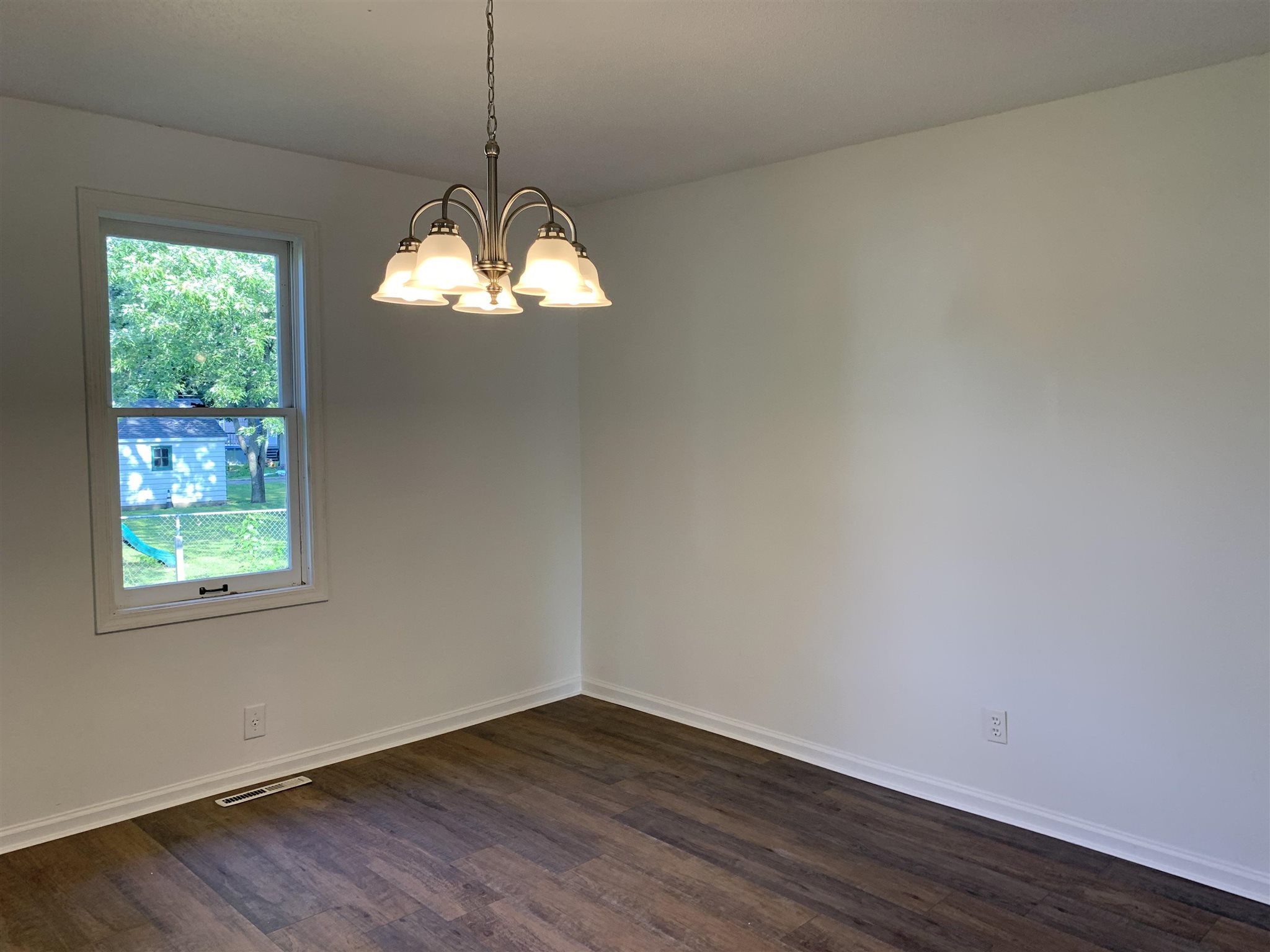 429 West 6th Street Rochester, IN 46975 - Photo 10 of 17
