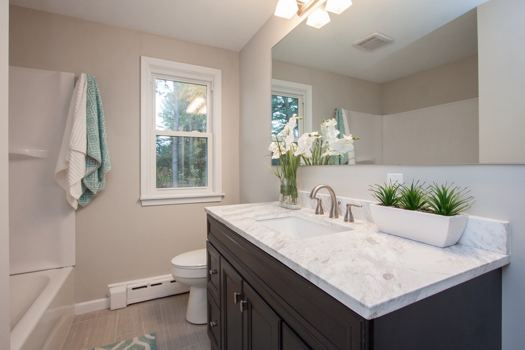 23 Brooklawn Road Wilbraham, MA 01095 - Photo 8 of 28 Gallery Image 8