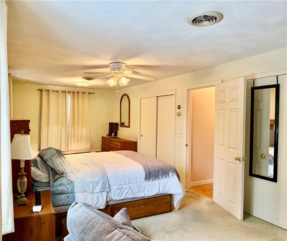 139 Suffolk Avenue Pawtucket, RI 02861 - Photo 11 of 25