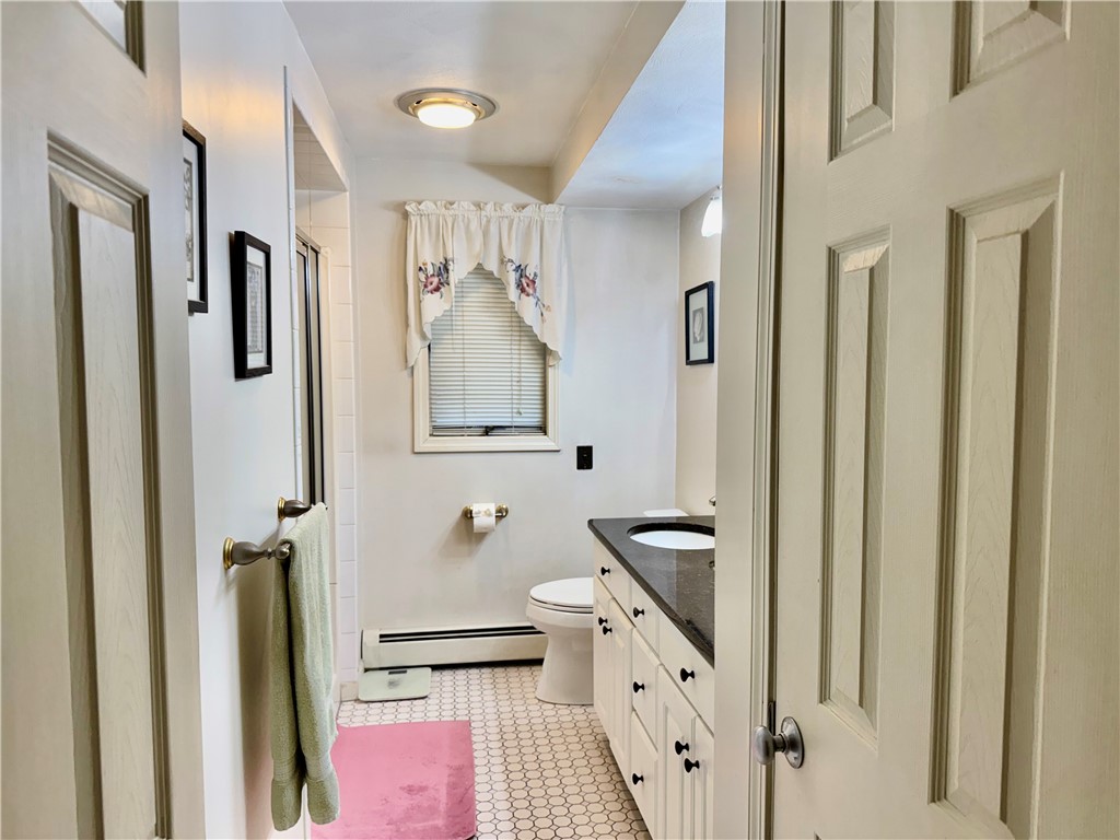 139 Suffolk Avenue Pawtucket, RI 02861 - Photo 12 of 25