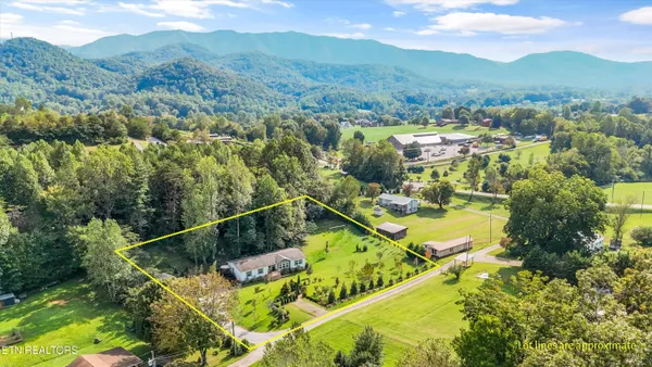 $450,000 | 358 Webb Road, Townsend, TN 37882