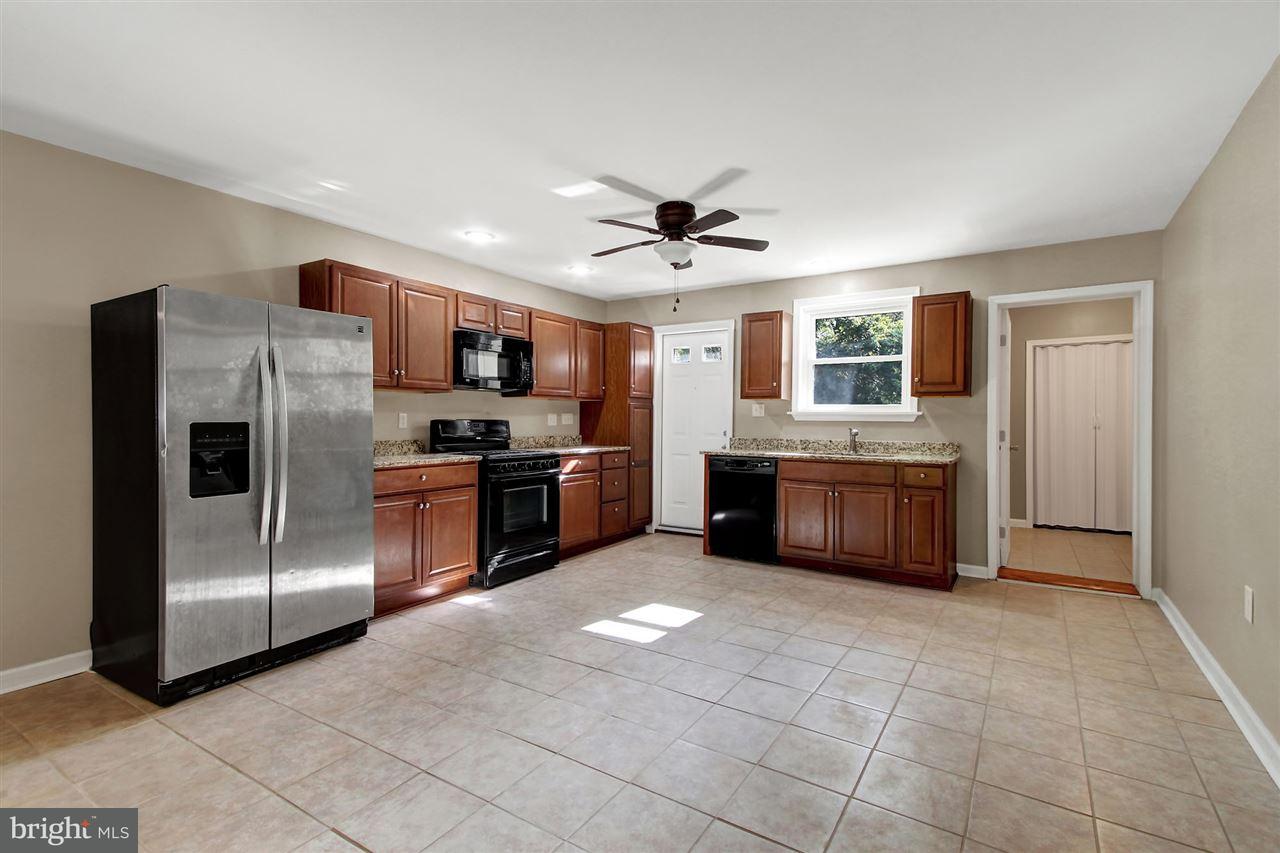 2460 Church Road York, PA 17408 - Photo 6 of 26